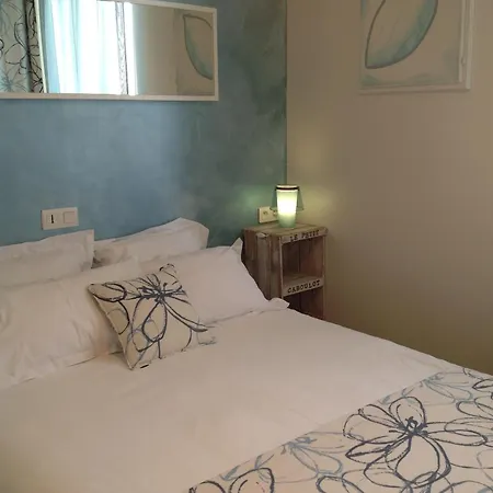 Le Petit Caboulot En Pleine Nature Hotel 2*