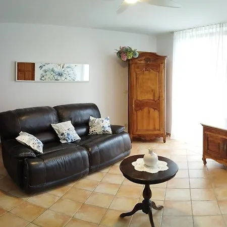 Le Petit Caboulot En Pleine Nature 2*